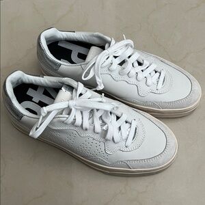 P448 Women John Sneakers Size 5.5